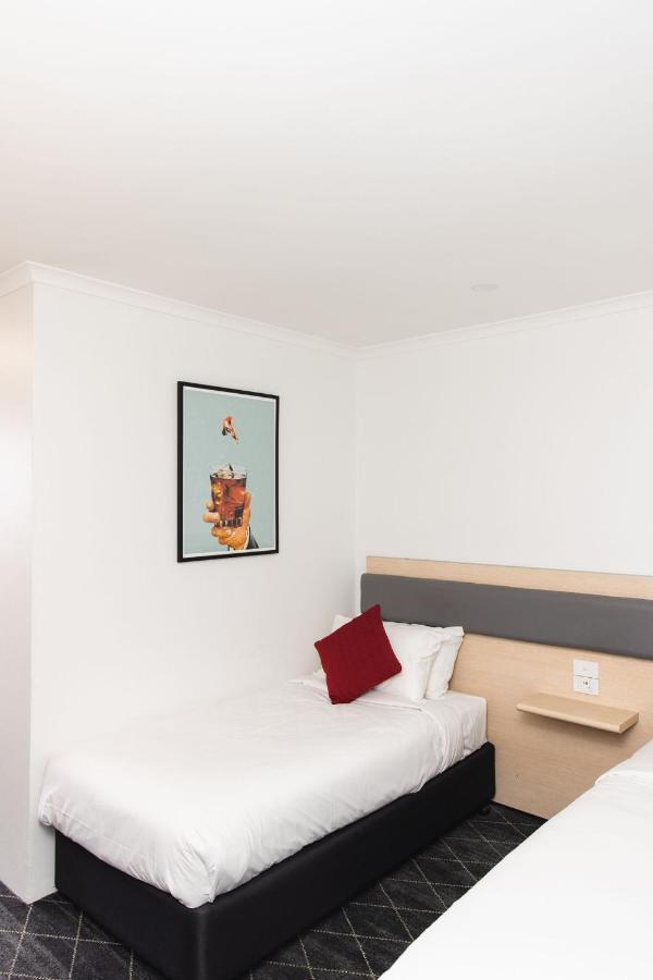 شيلهاربور Lakeview Hotel Motel المظهر الخارجي الصورة