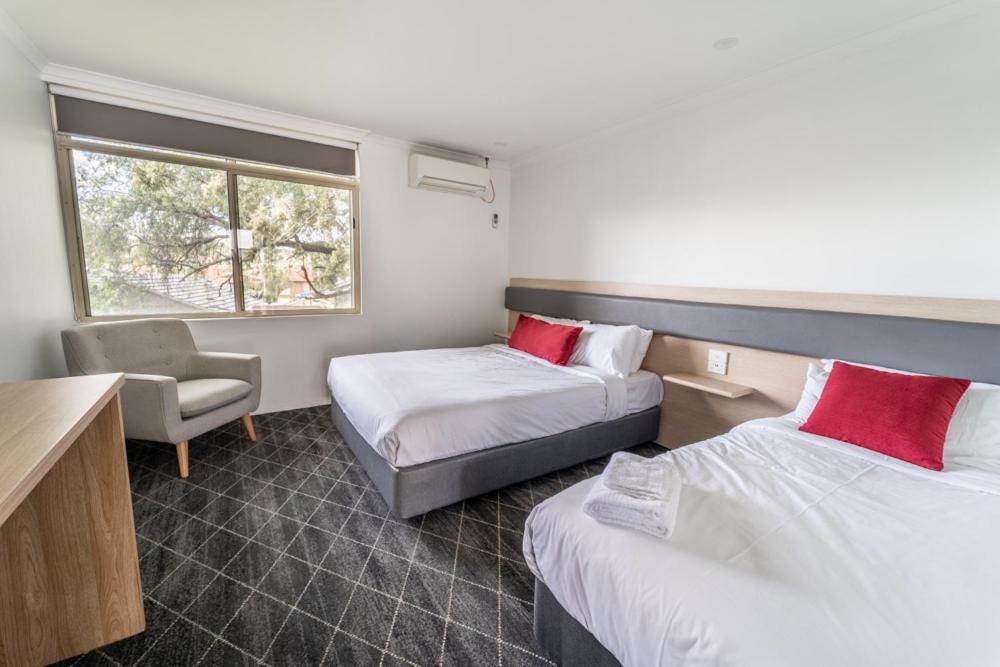 شيلهاربور Lakeview Hotel Motel المظهر الخارجي الصورة