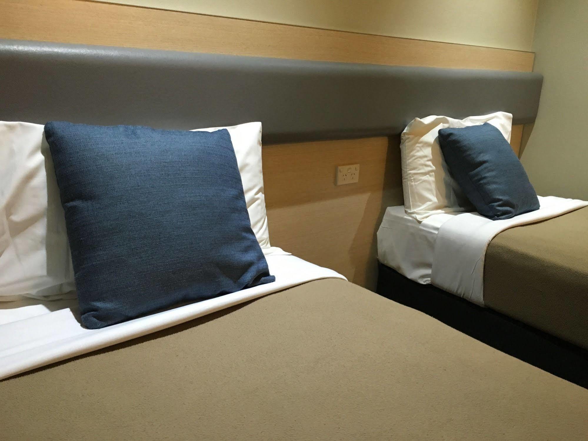 شيلهاربور Lakeview Hotel Motel المظهر الخارجي الصورة