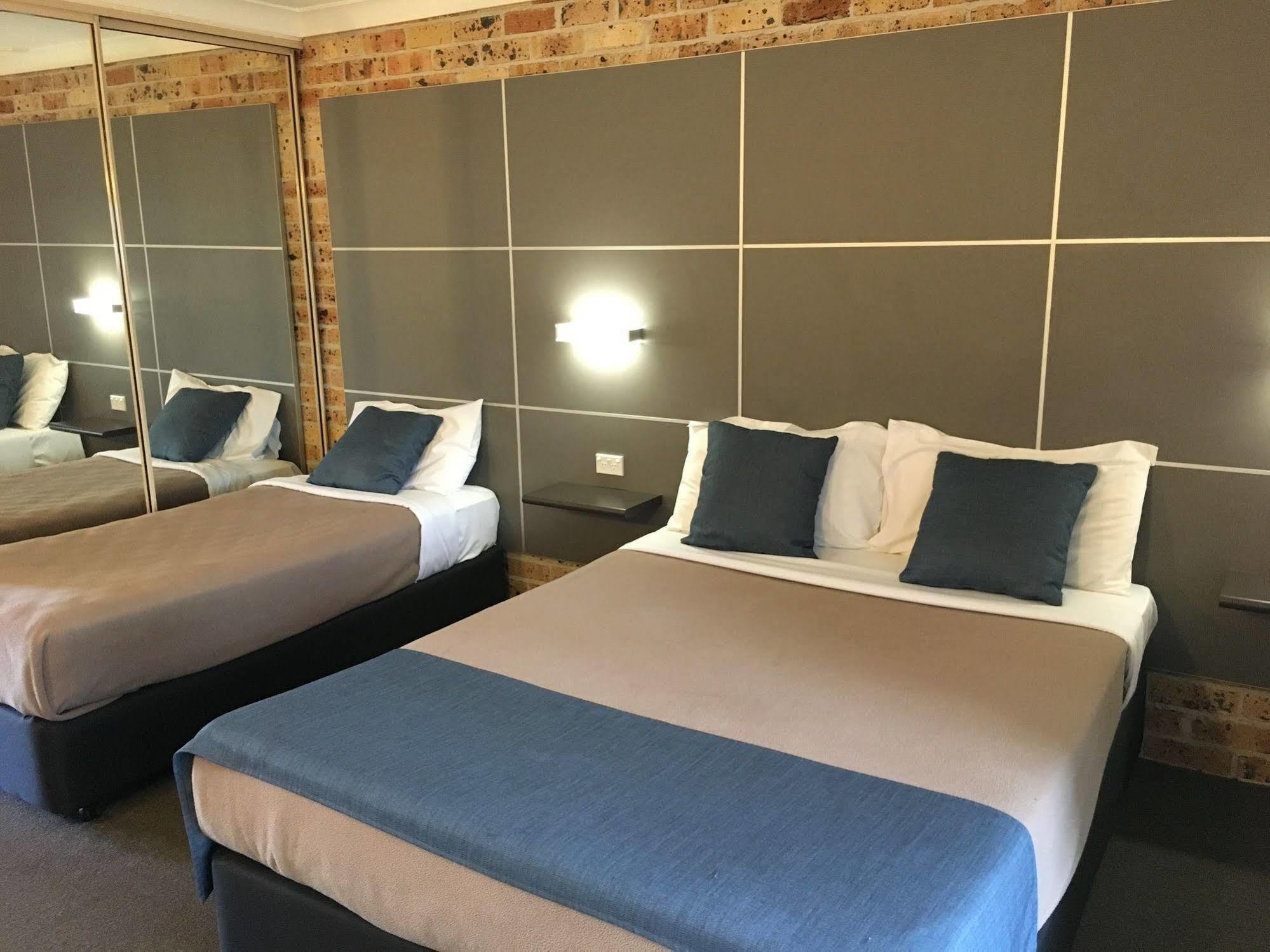 شيلهاربور Lakeview Hotel Motel المظهر الخارجي الصورة